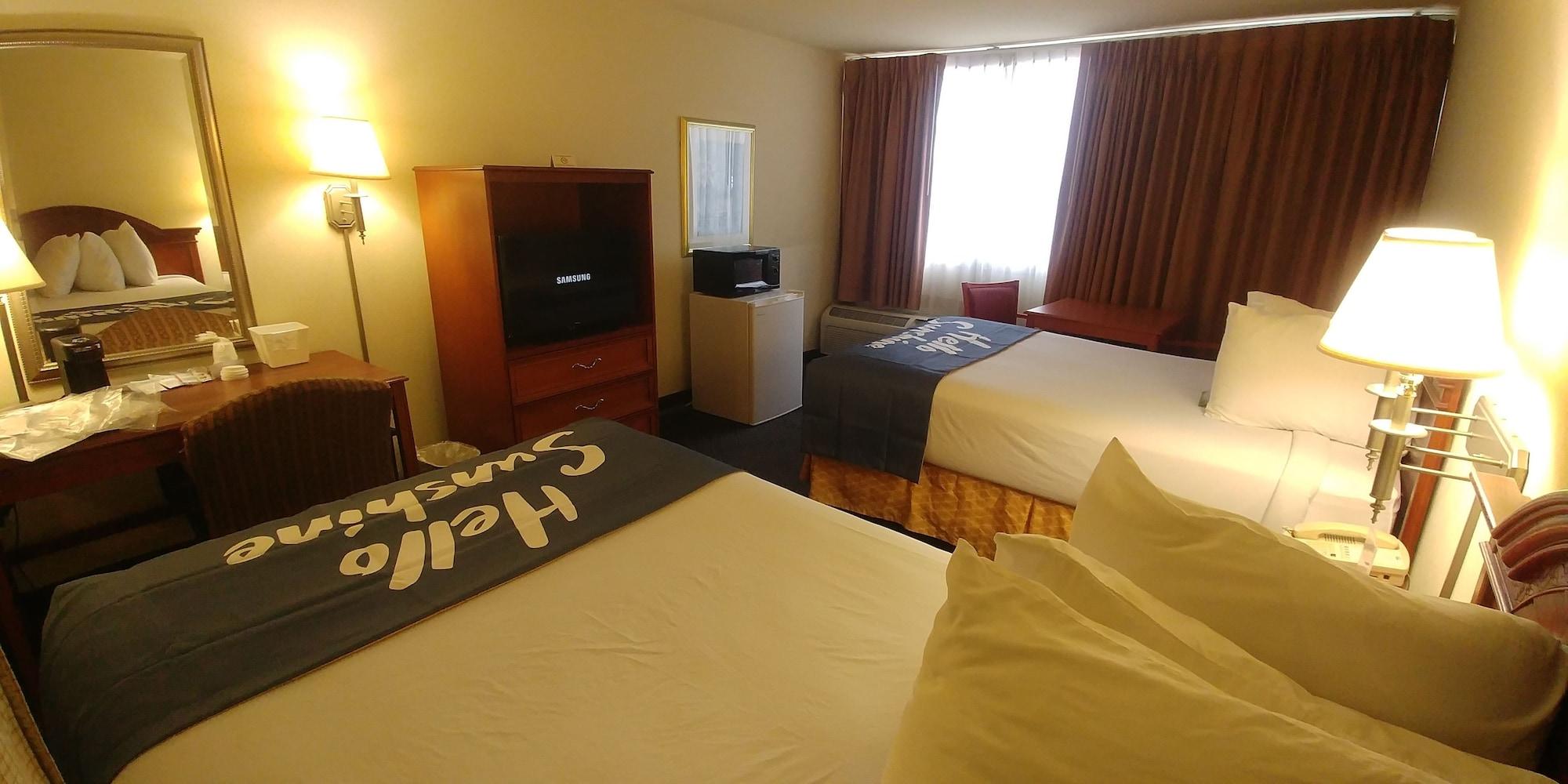 Days Inn By Wyndham Sidney Oh Exteriör bild