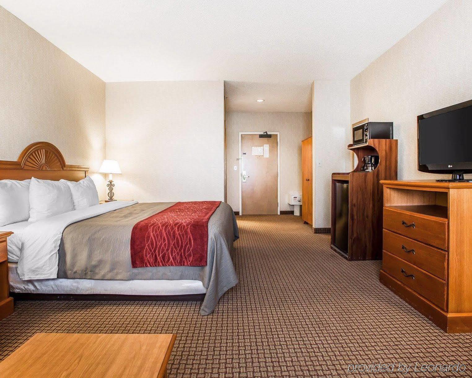 Days Inn By Wyndham Sidney Oh Exteriör bild